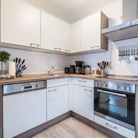 Cozyhomz Bis 5 Personen Mit Stellplatz Apartment *