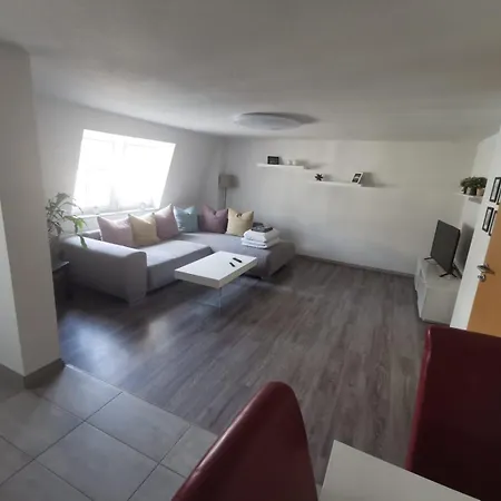Buergerstrasse, 50 Q.m. Apartment *