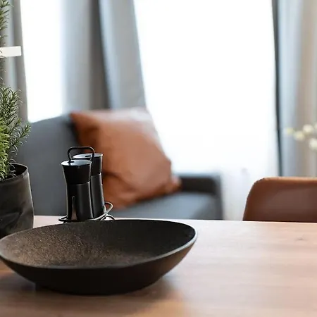 Neues 2 Schlafzimmer Mit Rooftopterrace Apartment *