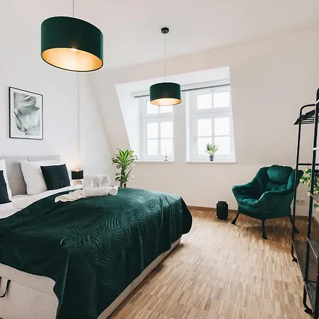 Oasis - Wohnen In - Netflix - Tiefgarage - Dachterrasse * Drezno