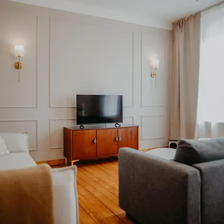 Zentrumsnah, Balkon, 2 Smart Tv, Schnelles Wifi Apartament