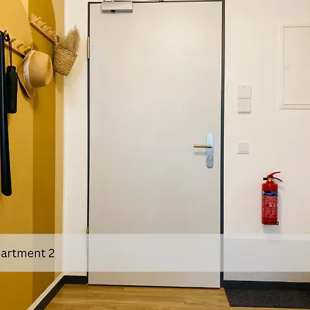 Appartement Modernes Apartment/zentrum/wi-fi/parkplatz