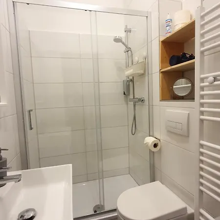 Hotel apartamentowy Good Mit Kostenlosen Parkplaetzen