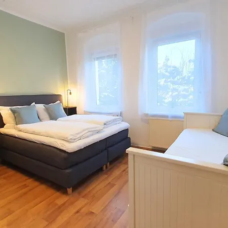 Hotel apartamentowy Good Mit Kostenlosen Parkplaetzen Drezno