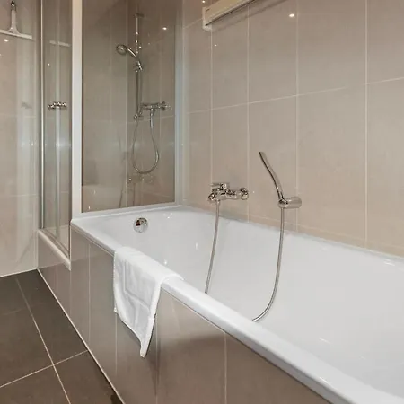 Exclusive Bungalow! 4 Rooms, 8 People, 2x Parking Dresden