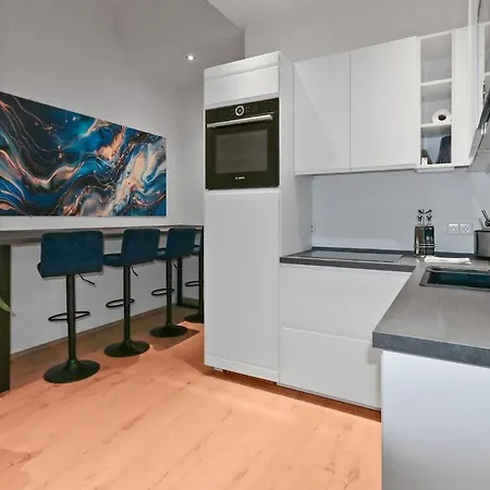 Exclusive Bungalow! 4 Rooms, 8 People, 2x Parking Dresden