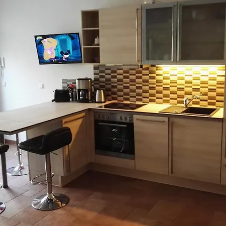 3 Apartment *