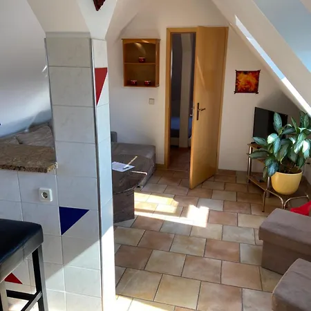 Rehn Apartment *