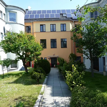 Rehn Apartment *