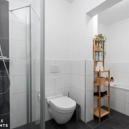 Apartment Pineapple Zwinger Xi