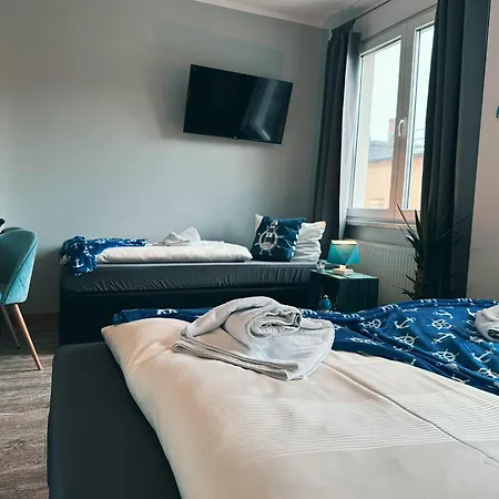 Orca Am Elbschloss Hotel