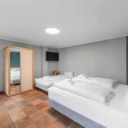 Friedrichstadt Hotel