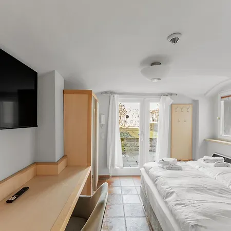 Friedrichstadt Hotel *