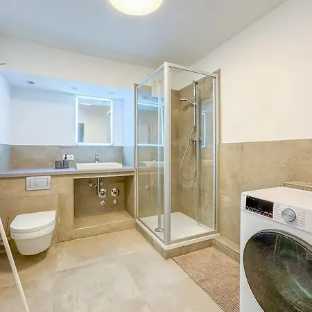 Apartment Neue 3-zimmer-wohnung - Hochwertig Moebliert, Zentral & Mit Balkon Dresden