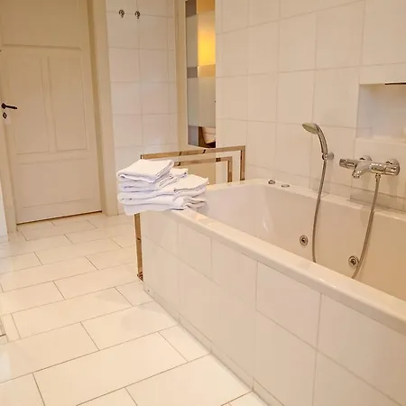 Gast Hotel 4*