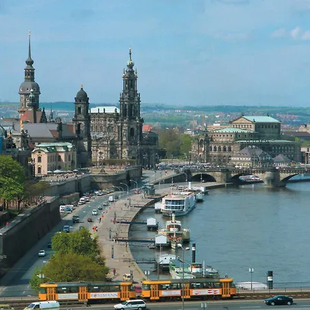 Am Terrassenufer 4* Dresden