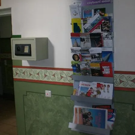 Апартаменты Schoene-3r-fewo-dresden-neustadt-l12 Дрезден