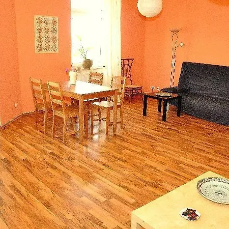 Апартаменты Schoene-3r-fewo-dresden-neustadt-l12