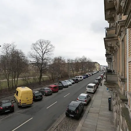 Apartmán Bischof Am Alaunpark, Neustadt Drážďany