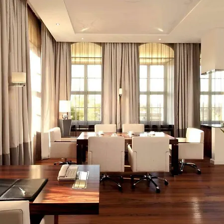 Bilderberg Bellevue 5*