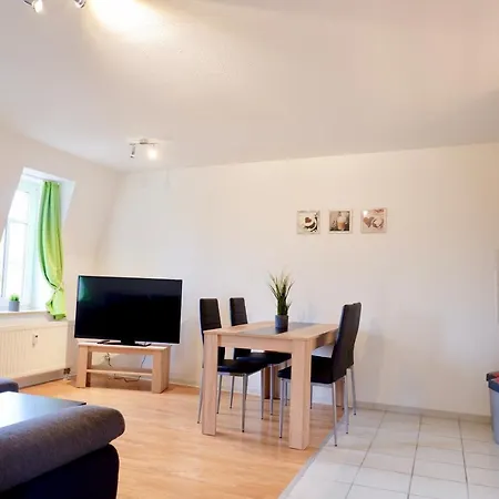 Gruener Weg Apartment *