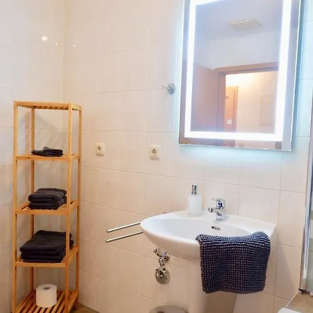 Gruener Weg Apartment